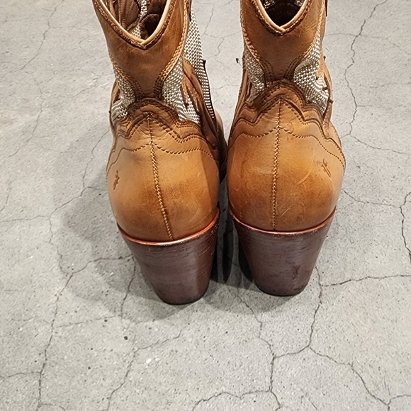 FRYE Lt Brown/Off-white Mesh Insets Faye Short Boots Women's Size 10 - Picture 8 of 14